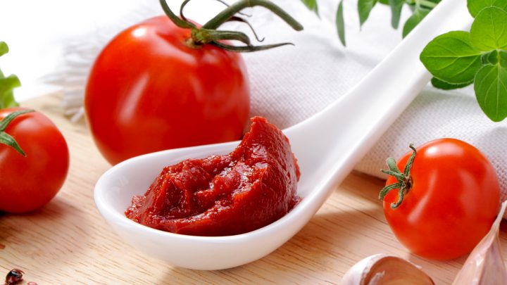 Różnica między przecierem a koncentratem pomidorowym Pudliszki